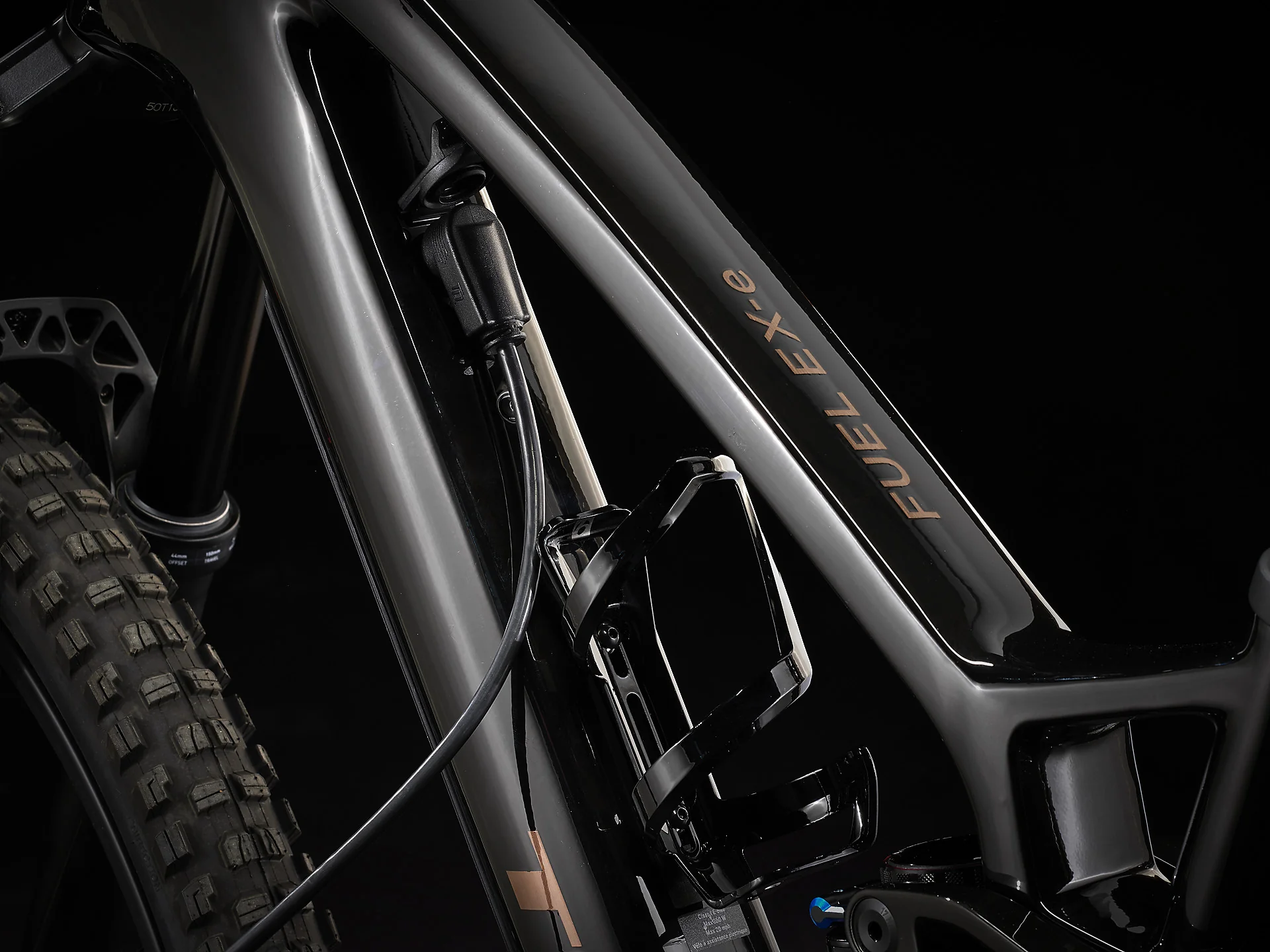 2024 Trek Fuel EXe 9.8 XT - Deep Smoke - Image 7