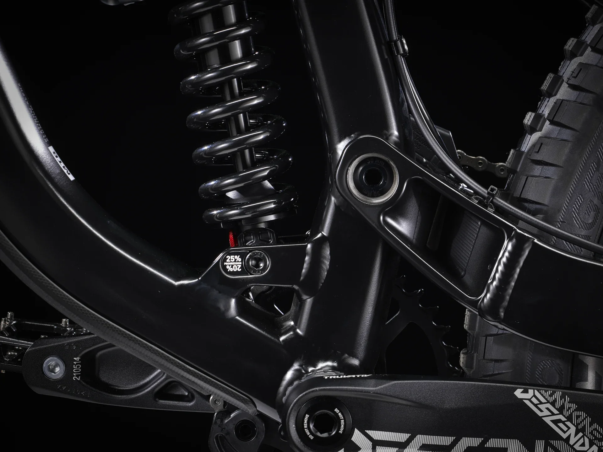2024 Trek Session 8 - R2 Size - Image 8