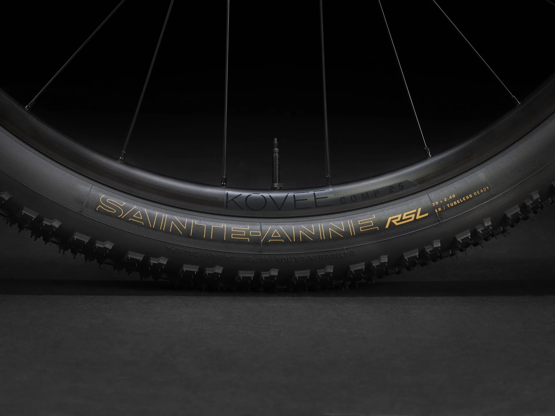 2024 Trek Supercaliber SL 9.7 AXS Gen 2 - Plasma Grey Pearl - Image 5