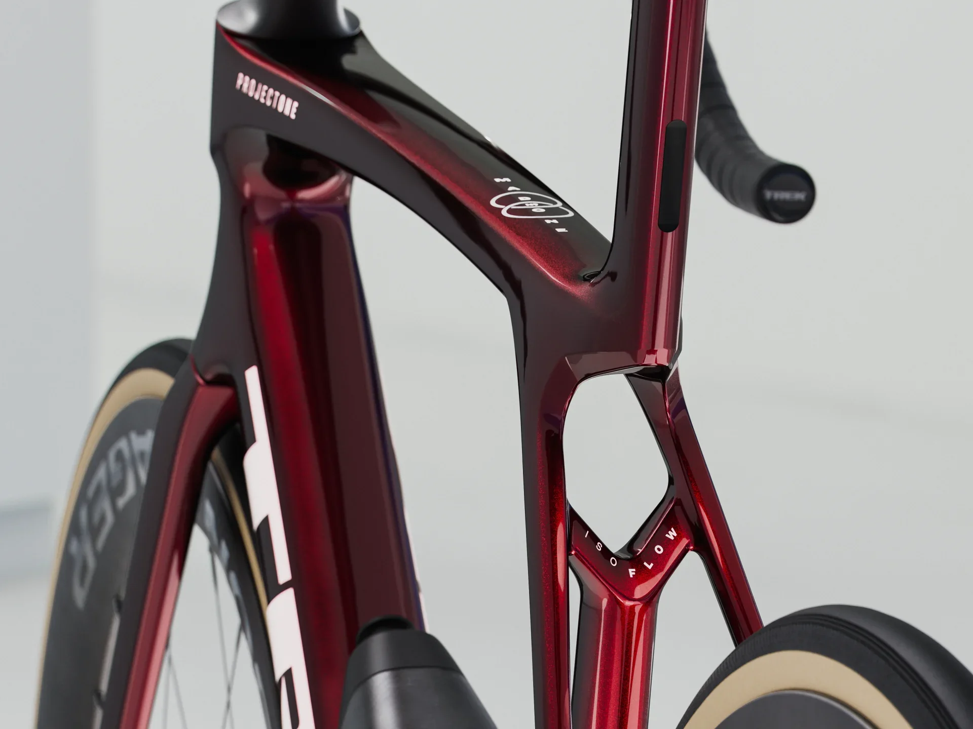 2025 Madone SLR 7 Gen 8 - Image 22