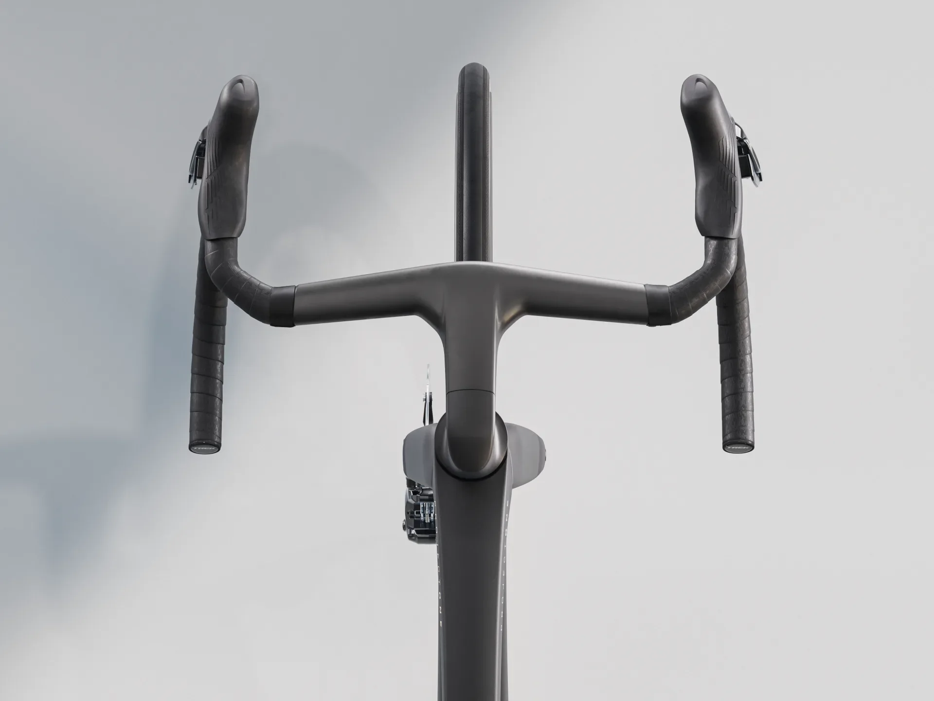 2025 Madone SLR 7 Gen 8 - Image 6