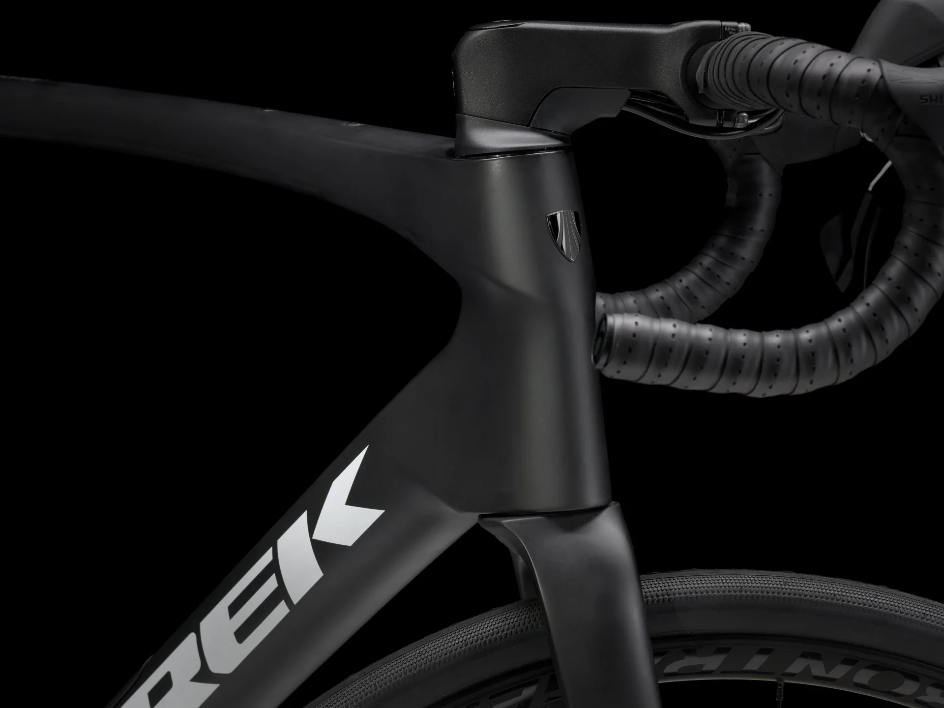 2025 Trek Domane SL 5 Gen 4 - Matte Deep Smoke - Image 6