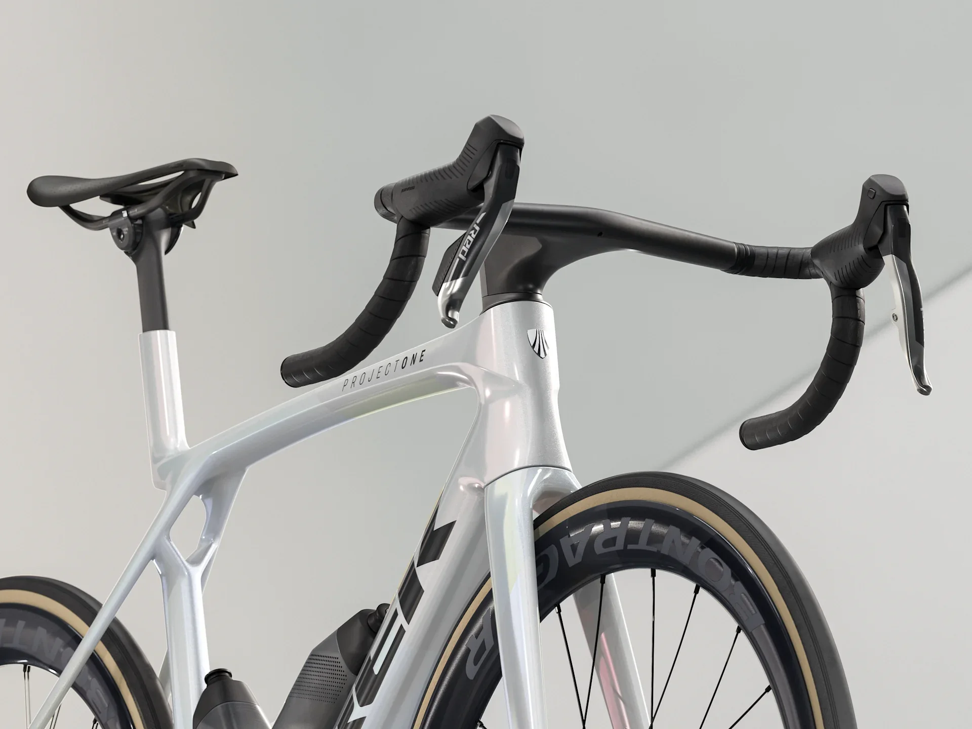 2025 Trek Madone SLR 9 AXS Gen 8 - Image 40