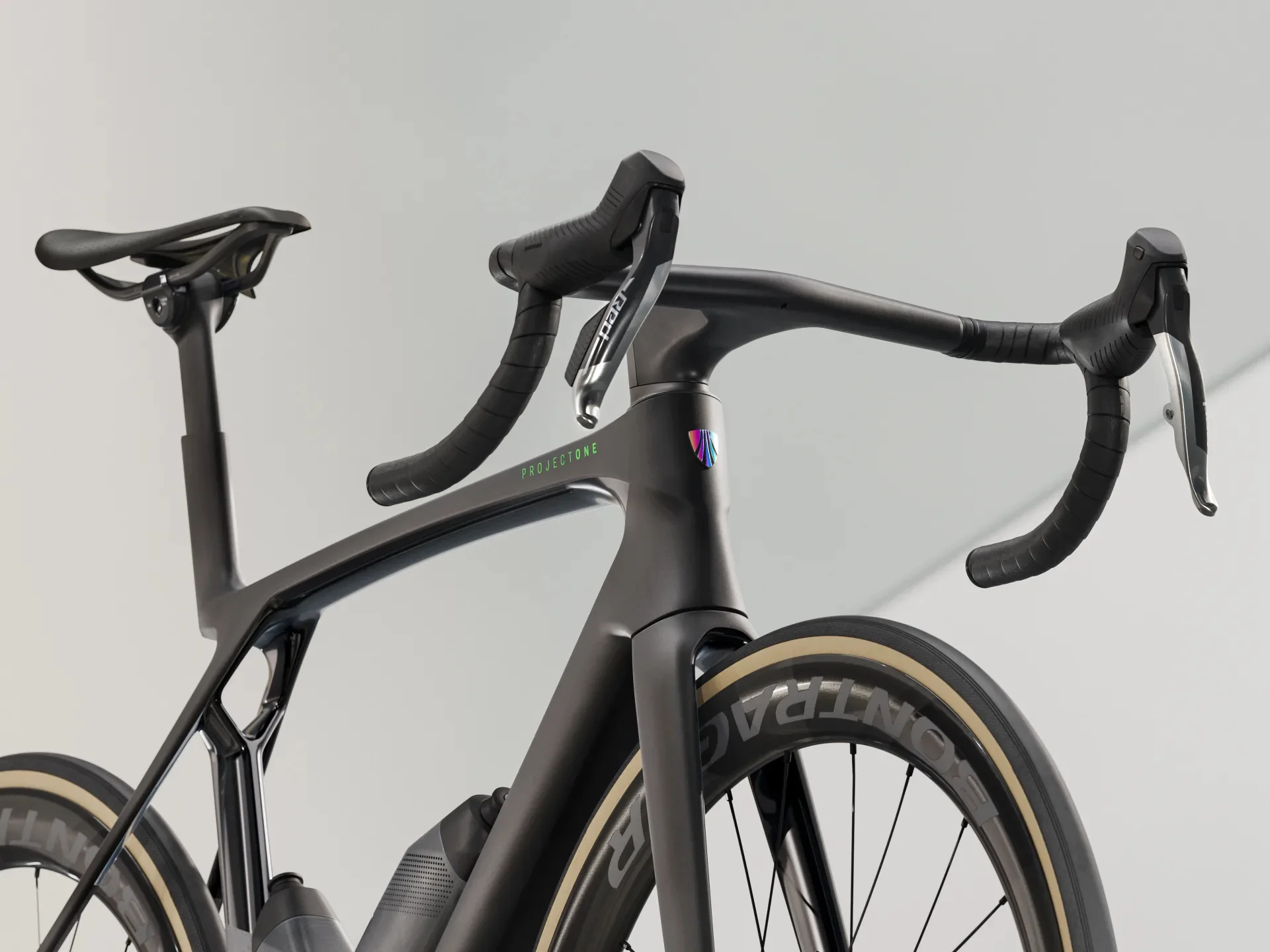2025 Trek Madone SLR 9 AXS Gen 8 - Image 5