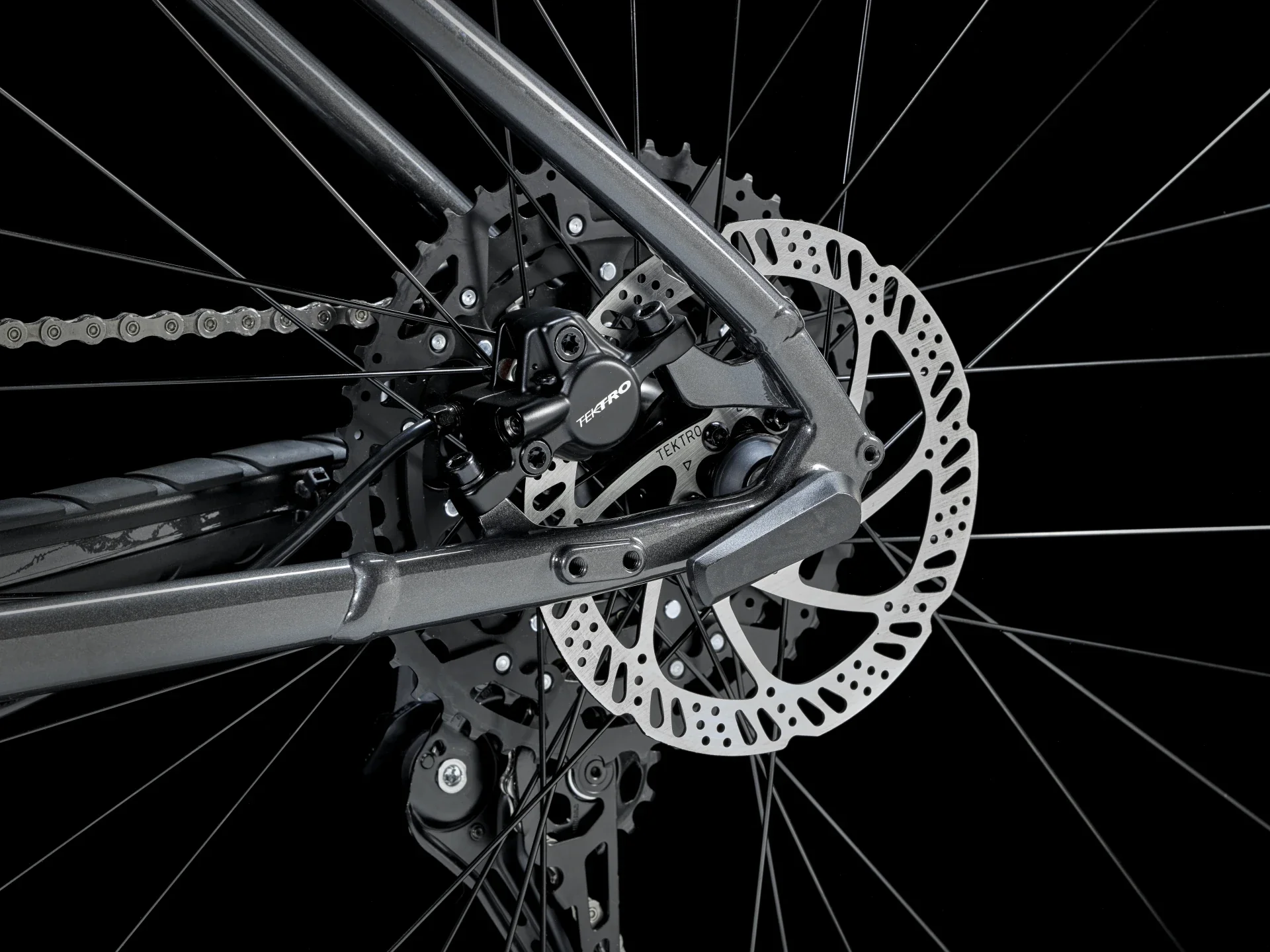 2025 Trek Marlin 6 Gen 3- Galactic Grey to Lithium Grey Fade - Image 7