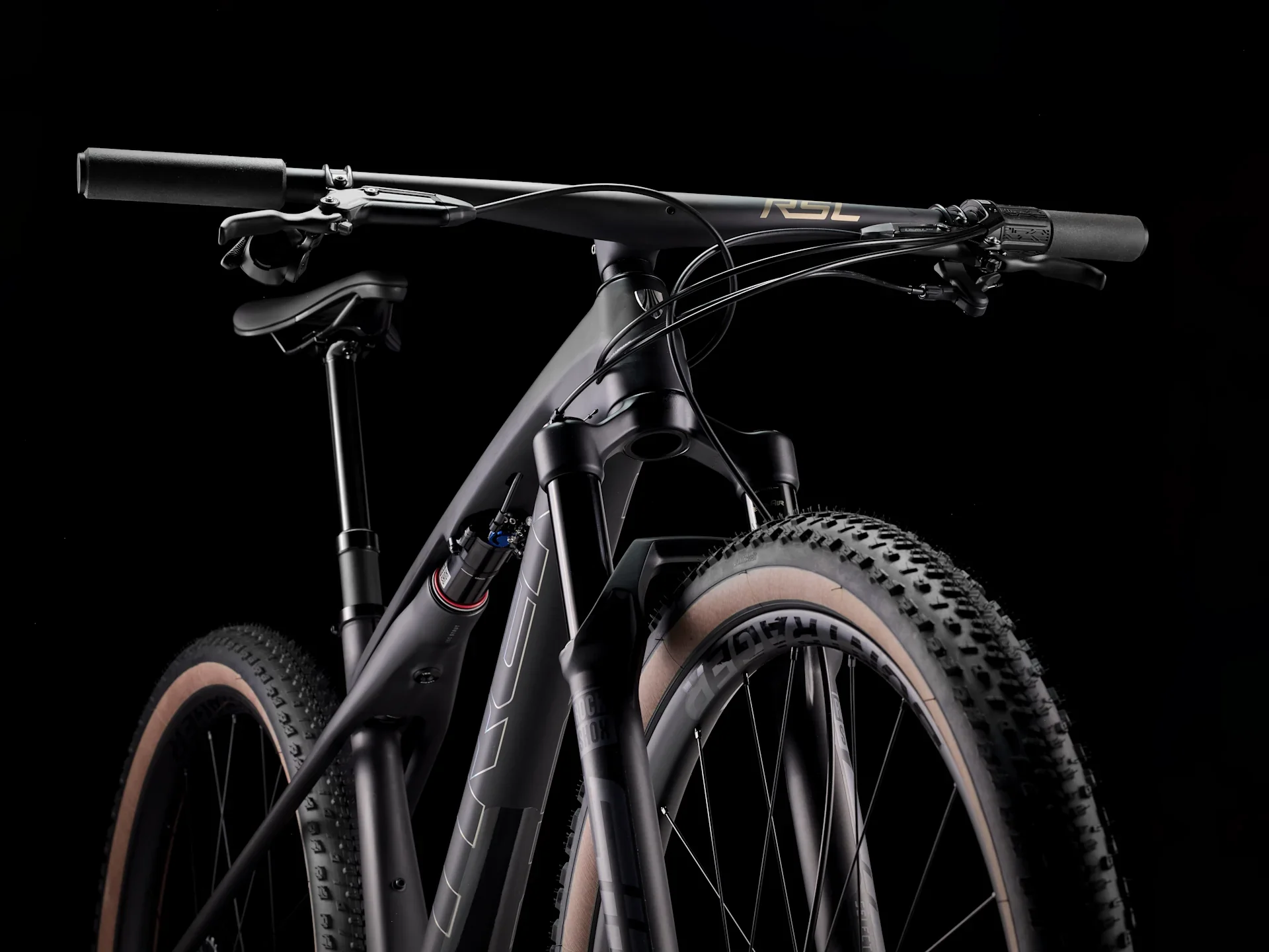 2025 Trek Supercaliber SLR 9.8 X0 AXS T-Type Gen 2 - Deep Smoke - Image 4