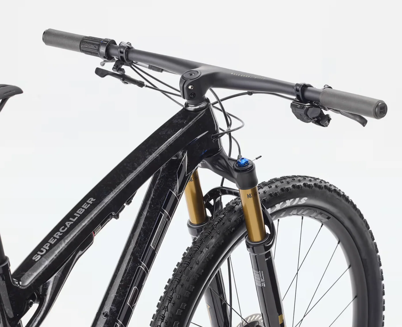 2026 Trek Supercaliber SLR 9.9 XTR Di2 Gen 2- Carbon Smoke/Galactic Grey Marble - Image 4