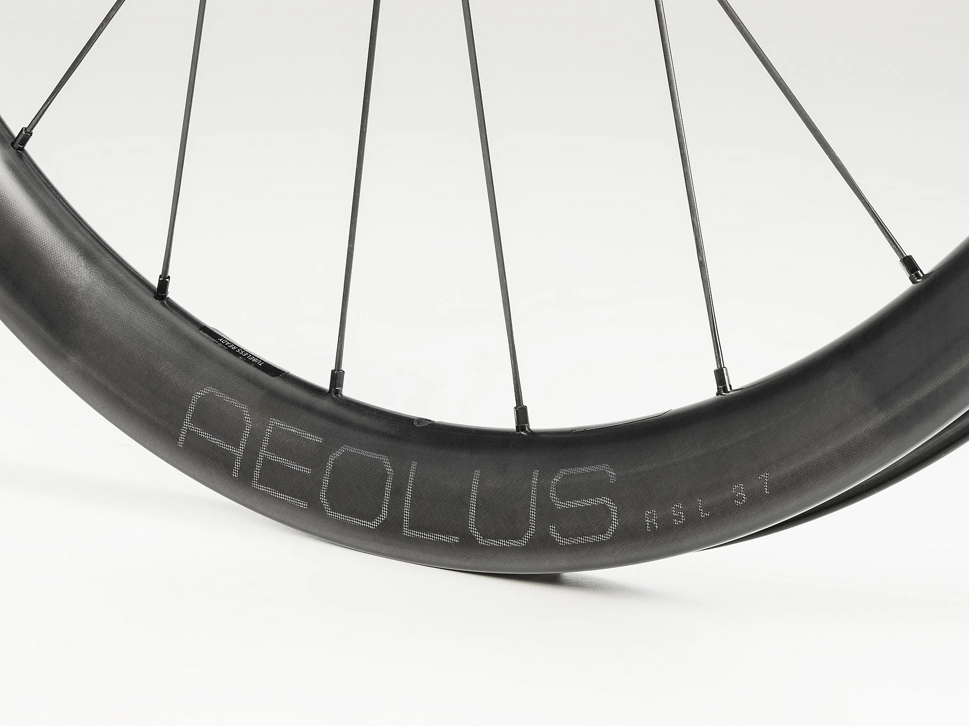 Bontrager Aeolus RSL 37 TLR Disc Road Wheel - Image 2