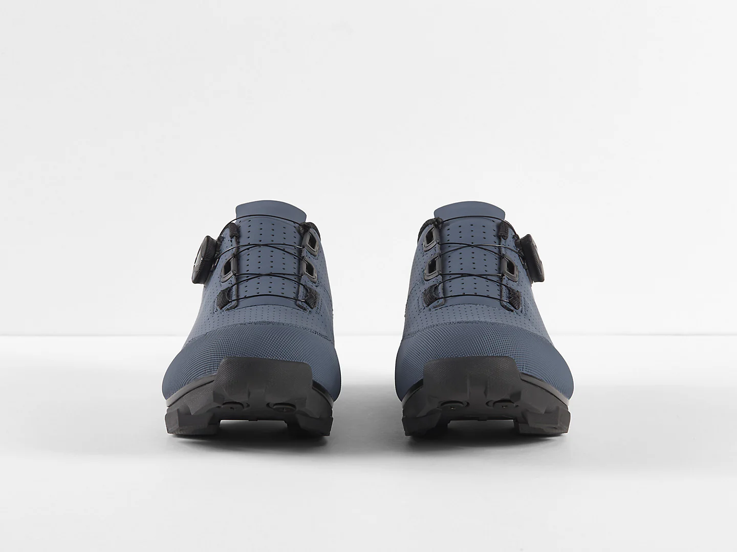 Bontrager Evoke Mountain Bike Shoes - Battleship Blue/Radioactive Orange - Image 5