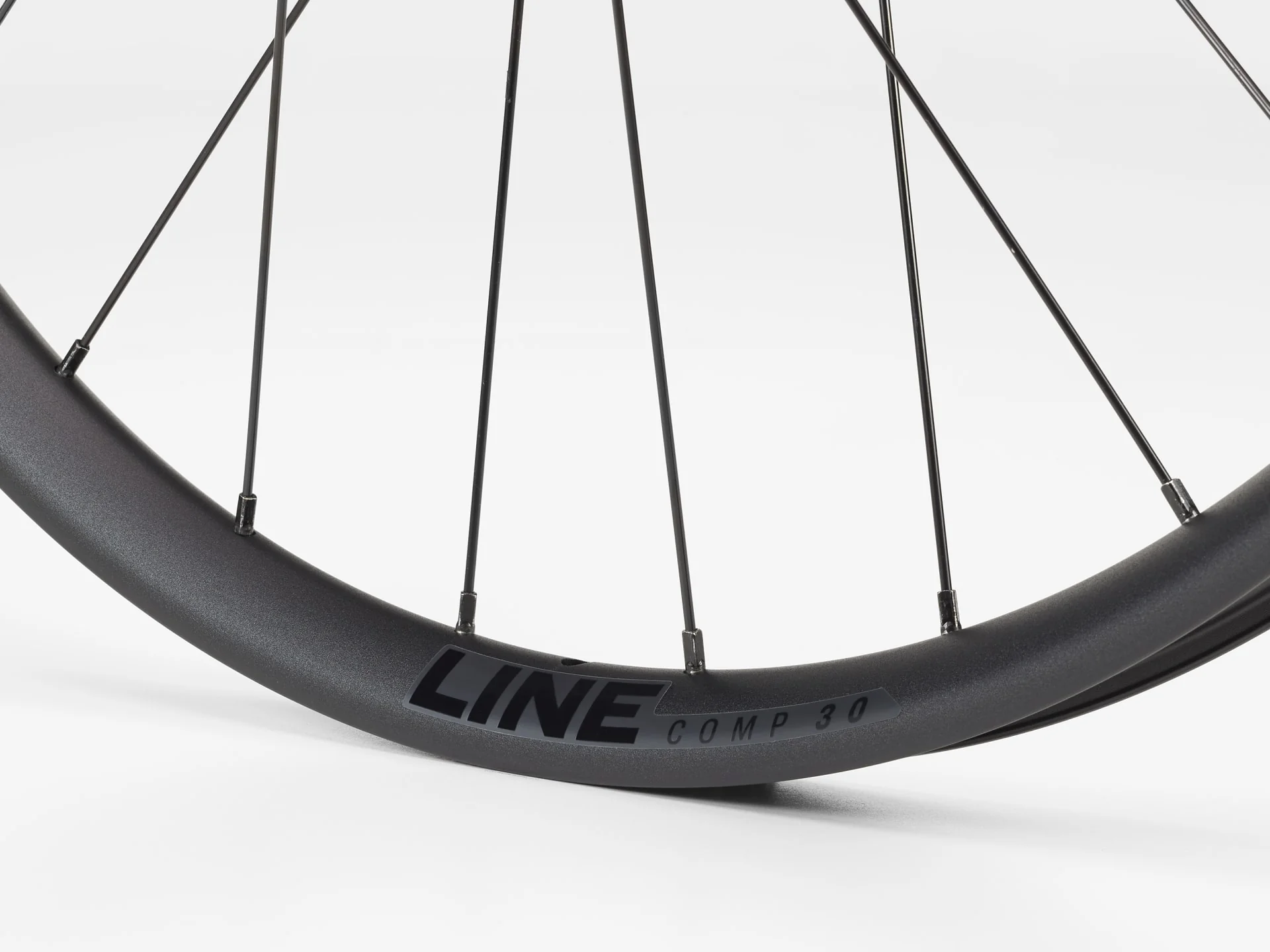 Bontrager Line Comp 30 TLR Boost 29 MTB Rear Wheel - Image 3