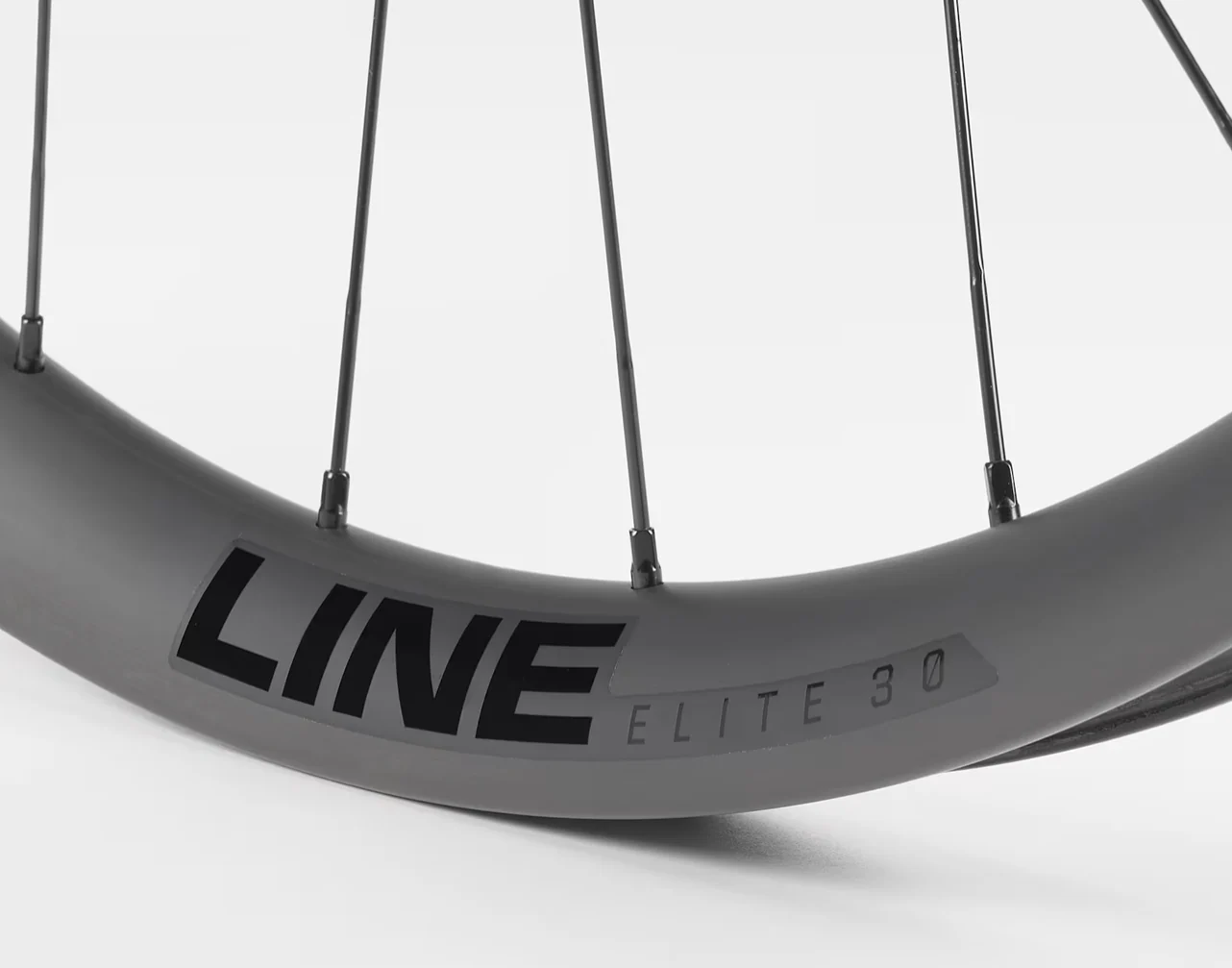 Bontrager Line Elite 30 TLR Boost 29 MTB Front Wheel - Image 4