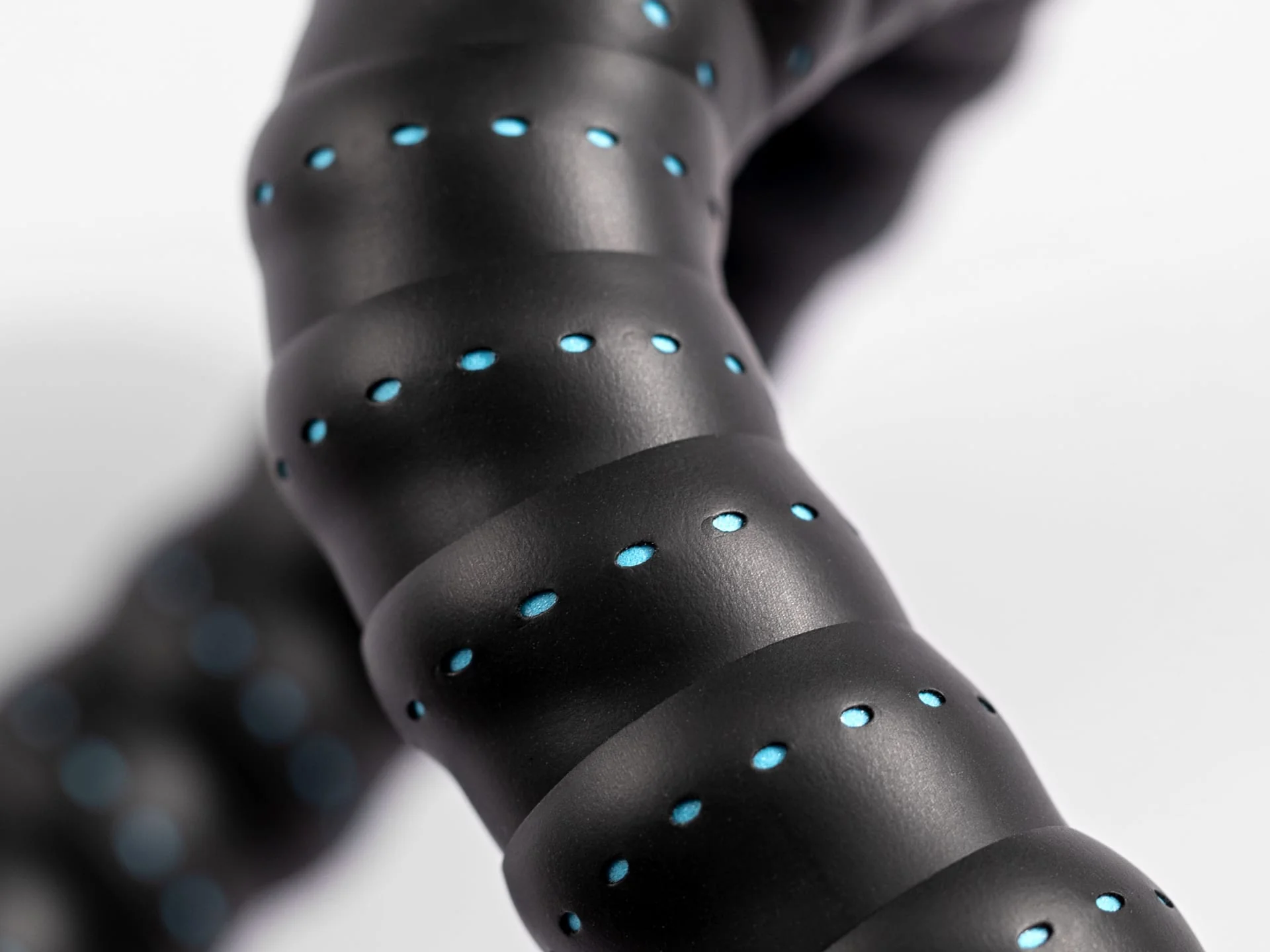 Bontrager Perf Line Handlebar Tape Set- Azure/Black - Image 2