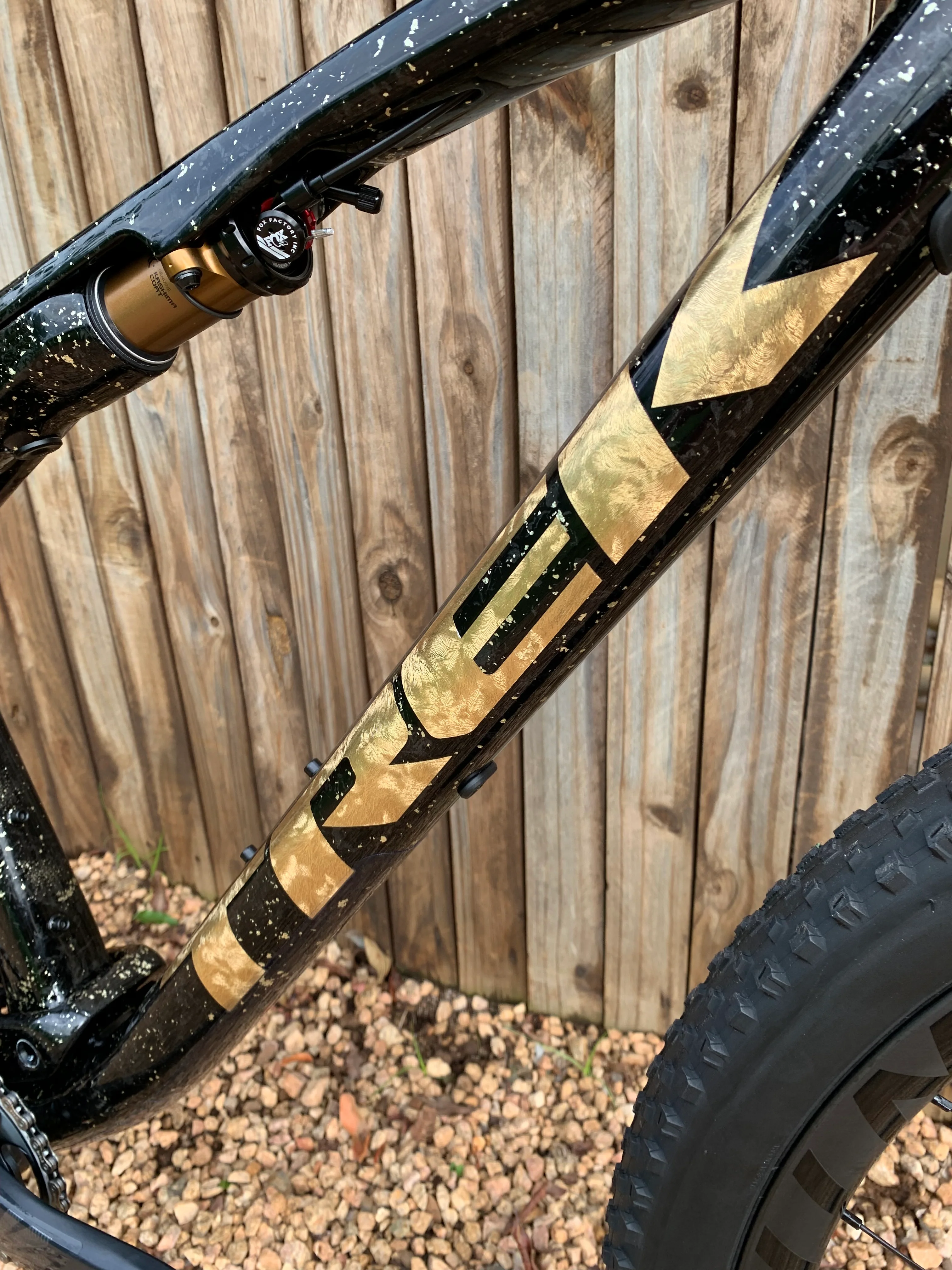 Gen 1 Trek Supercaliber 9.8 GX - Project One Sweet Gold Leaf (Large) - Image 4