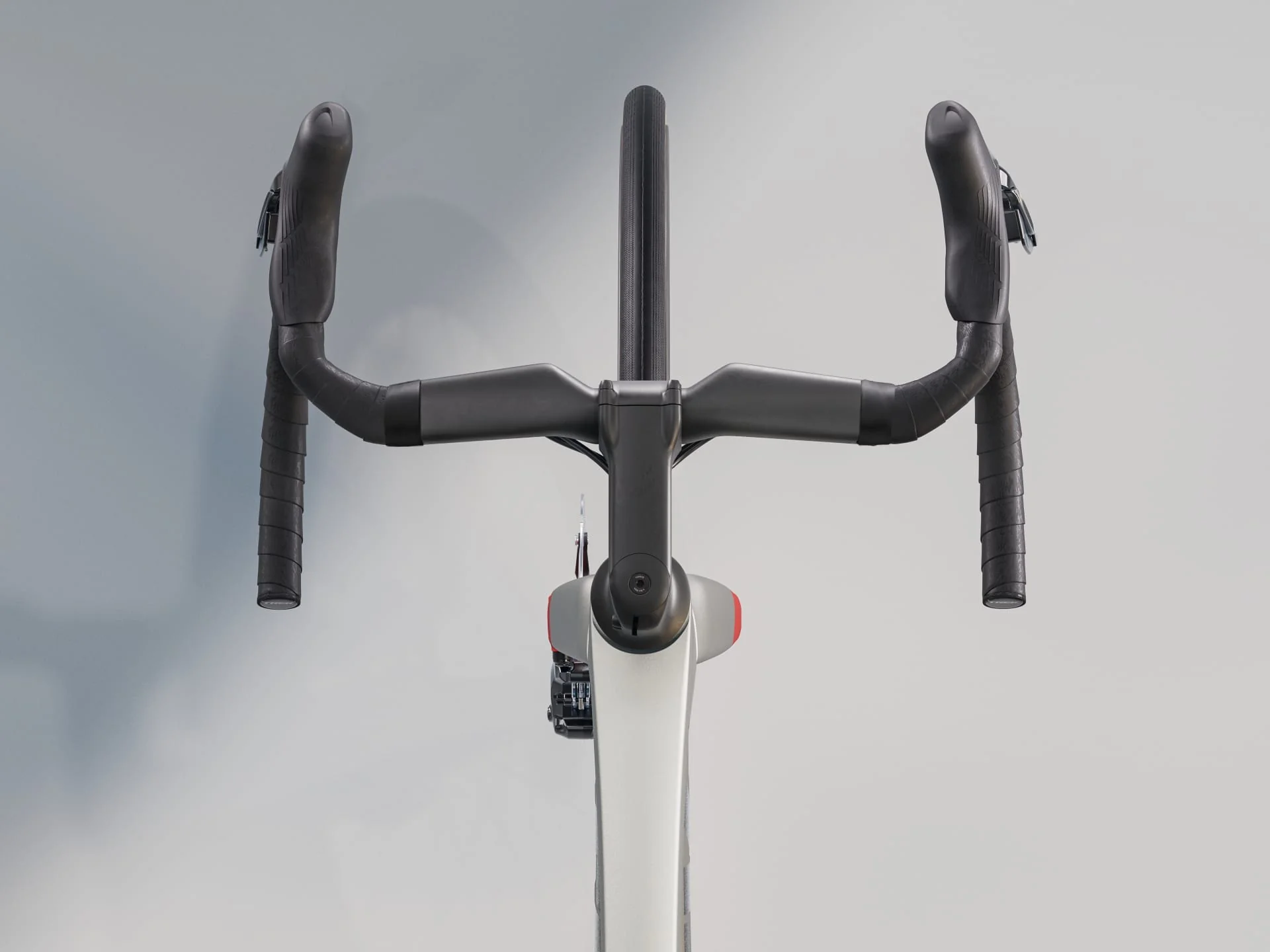 Trek Madone SL 7 Gen 8 - Matte Lunar Silver - Image 3