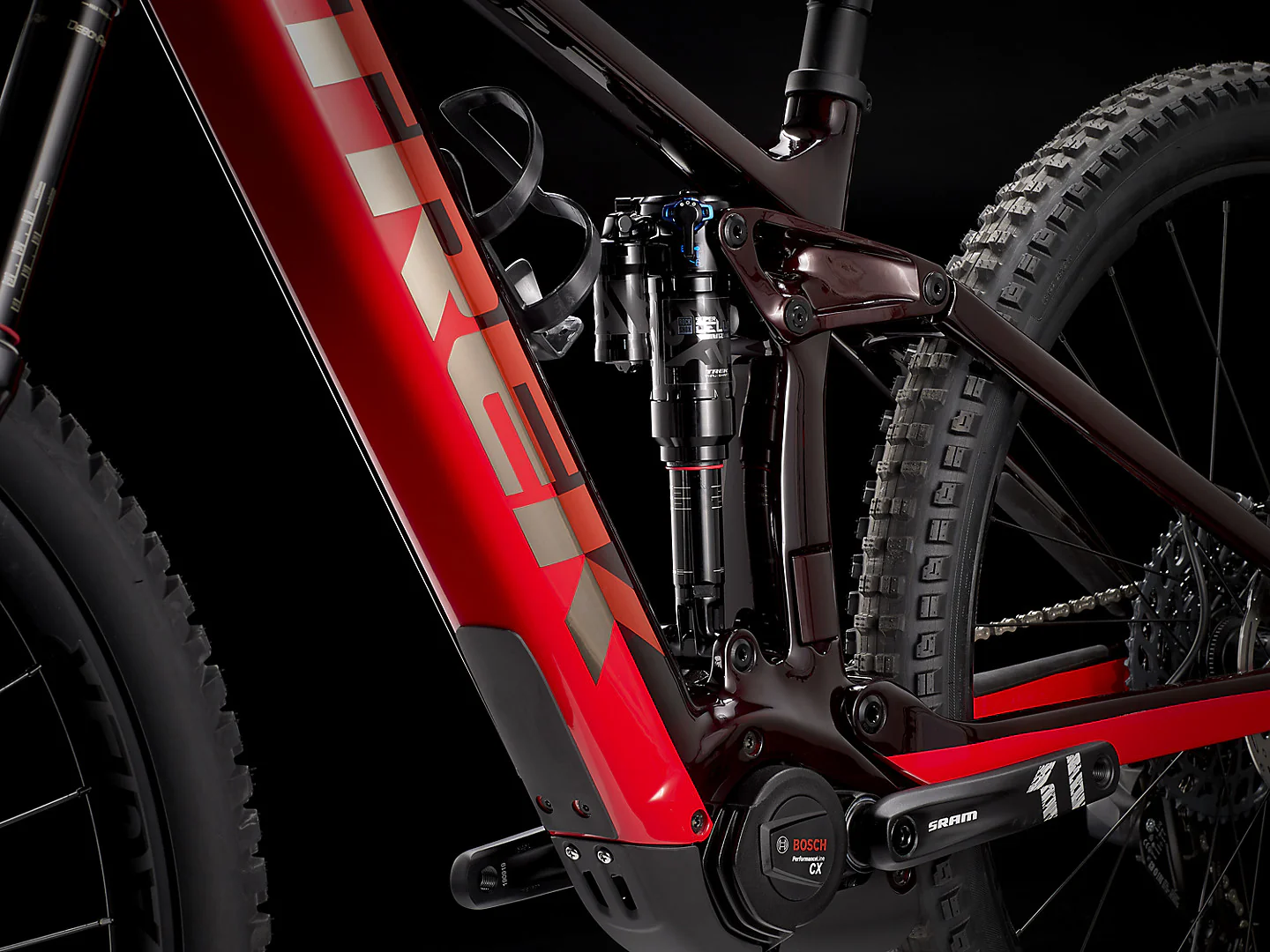 Trek Rail 9.8 GX AXS - Carbon Red Smoke/Viper Red - Image 8